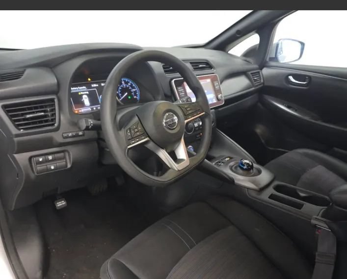 Used 2022 Nissan Leaf S FWD image 8