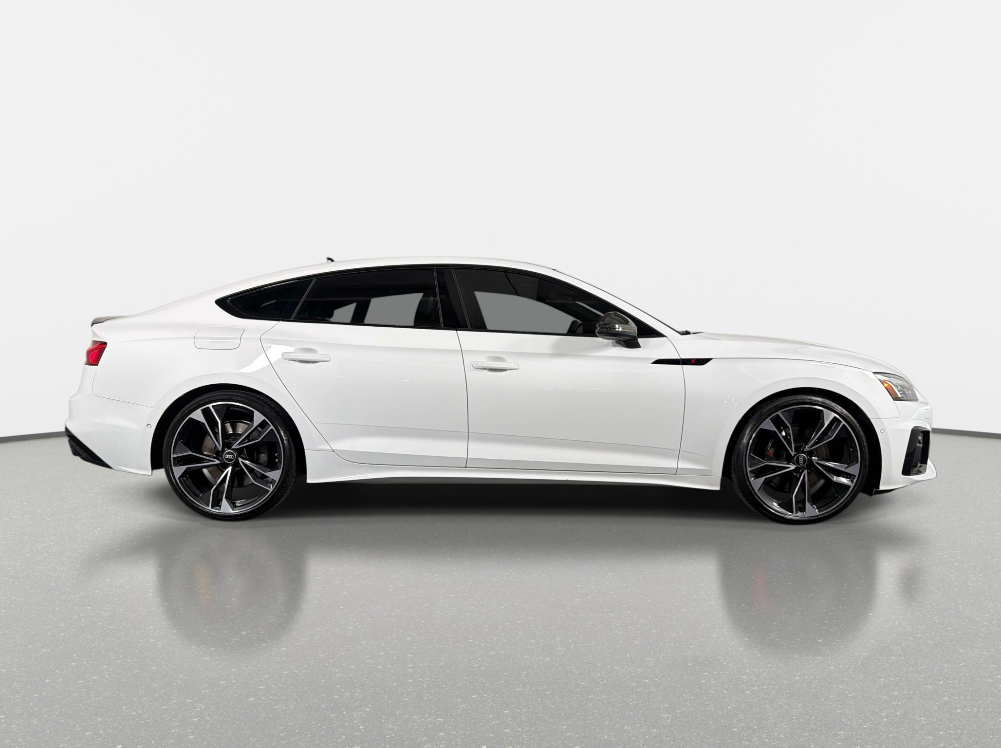 Used 2023 Audi S5 Prestige AWD/4WD image 2