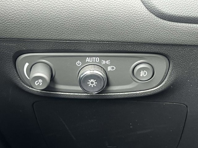 Used 2022 Buick Encore GX Select w/ Experience Buick Package AWD/4WD image 21