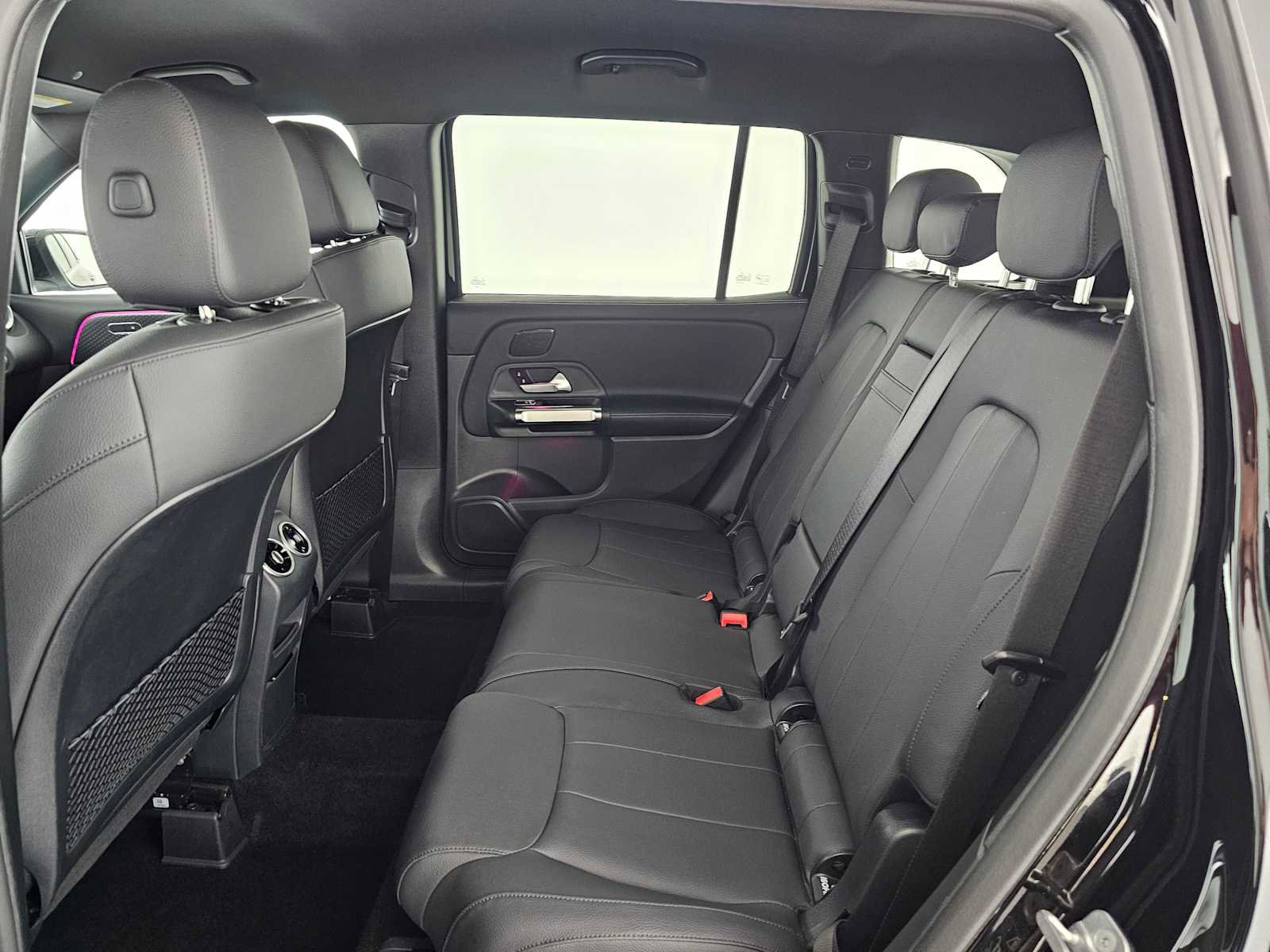 Certified 2025 Mercedes-Benz GLB 250 image 17