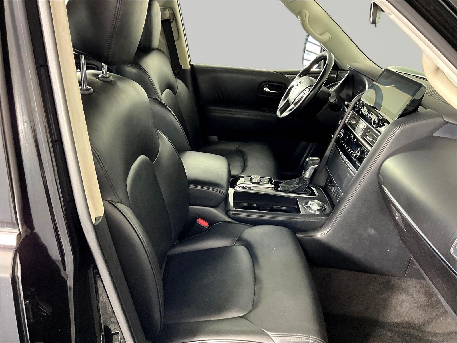 Used 2021 Nissan Armada SV AWD/4WD image 26