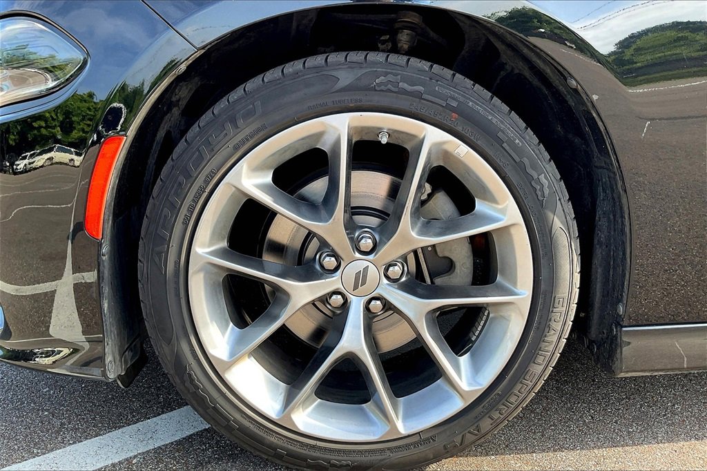 Certified 2022 Dodge Charger GT image 8