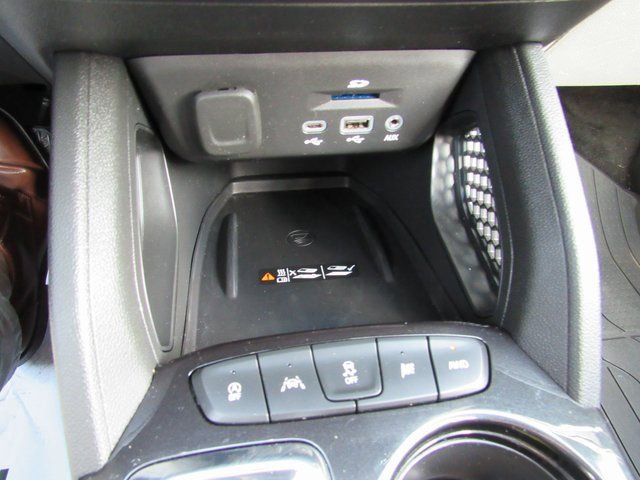 Used 2023 Chevrolet TrailBlazer ACTIV w/ Sun and Liftgate Package AWD/4WD image 20