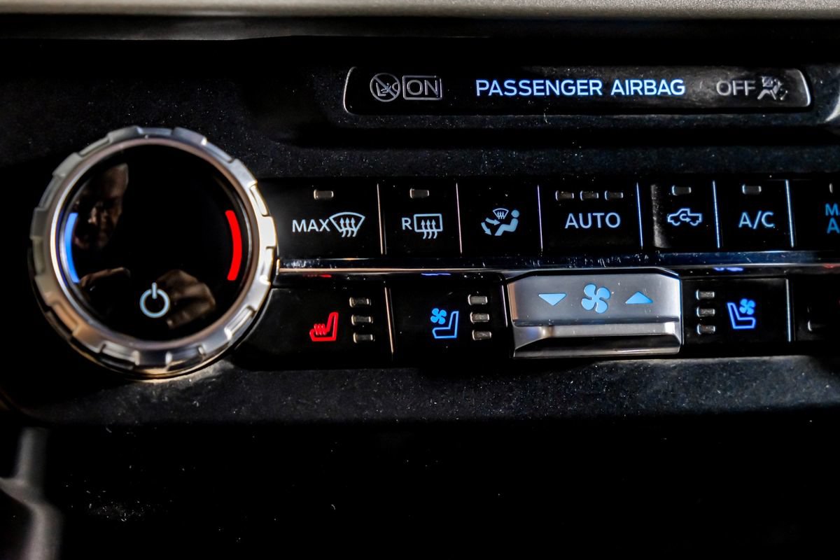 Used 2022 Ford F350 Lariat w/ Lariat Value Package AWD/4WD image 22