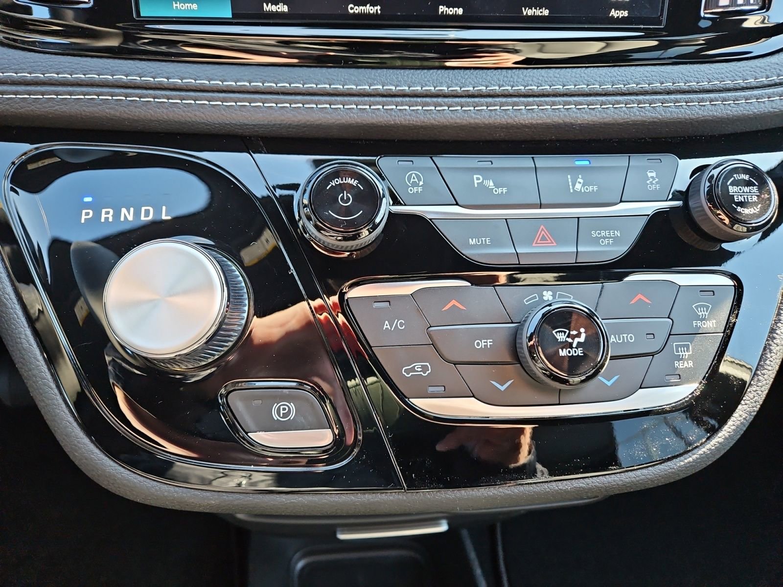 New 2026 Chrysler Pacifica Select image 28