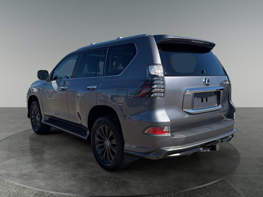 Used 2023 Lexus GX 460 Luxury w/ Sport Design Package AWD/4WD image 7
