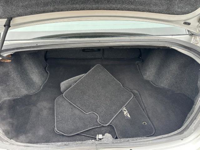 Used 2012 Chrysler 200 Limited FWD image 31