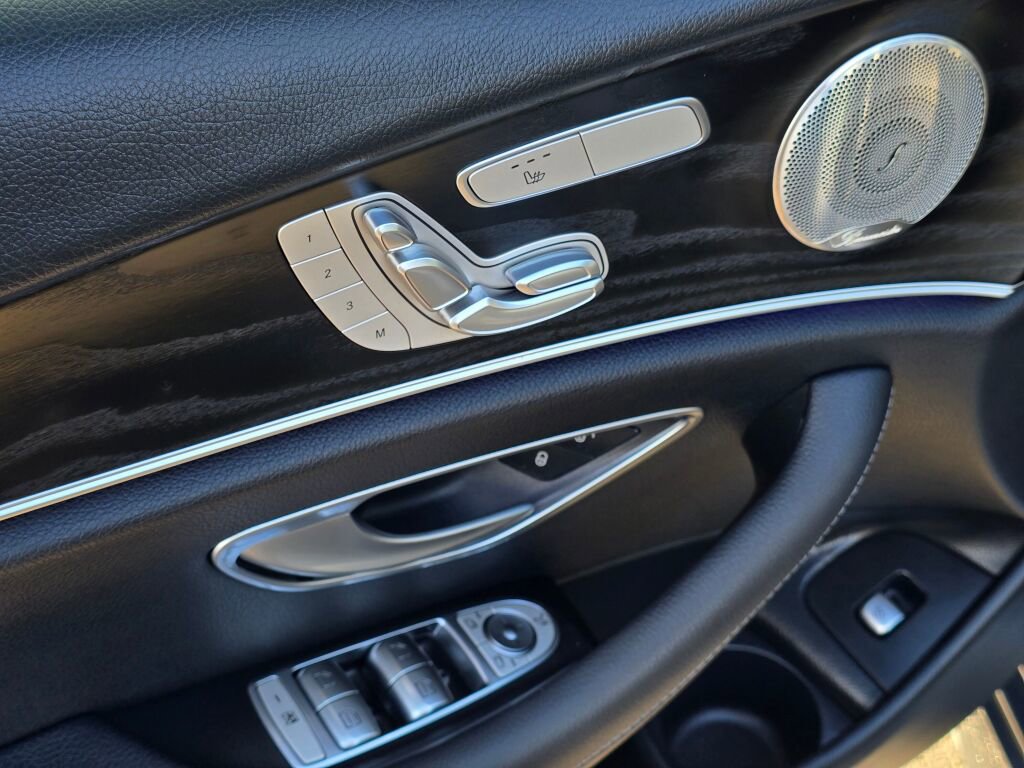 Used 2023 Mercedes-Benz E 450 4MATIC Sedan image 38