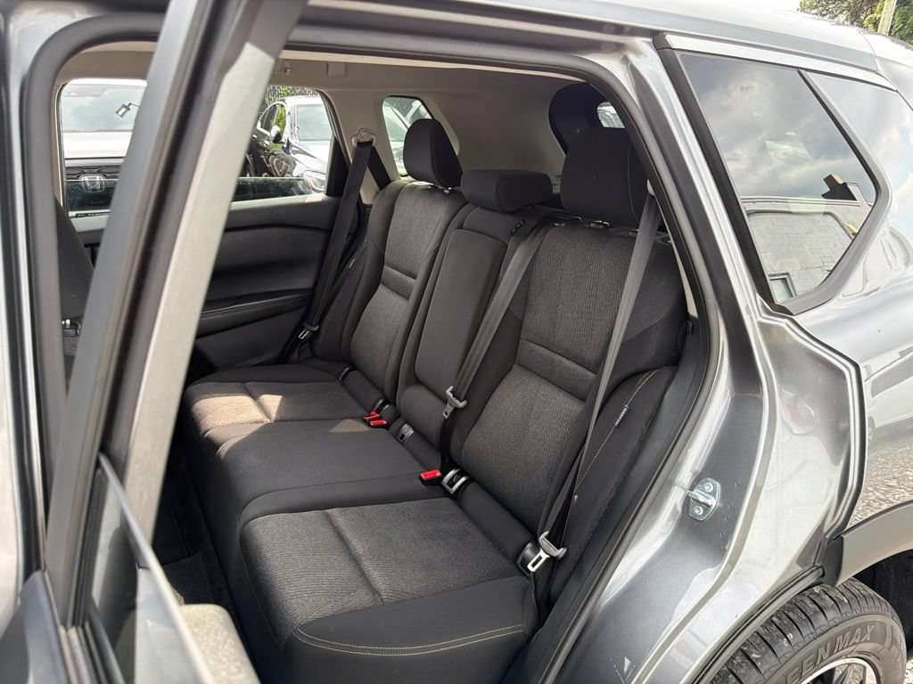 Used 2024 Nissan Rogue SV AWD/4WD image 18