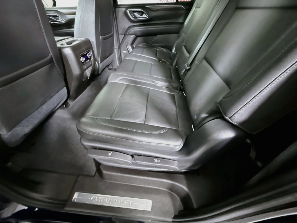 Used 2021 Chevrolet Suburban LT AWD/4WD image 27