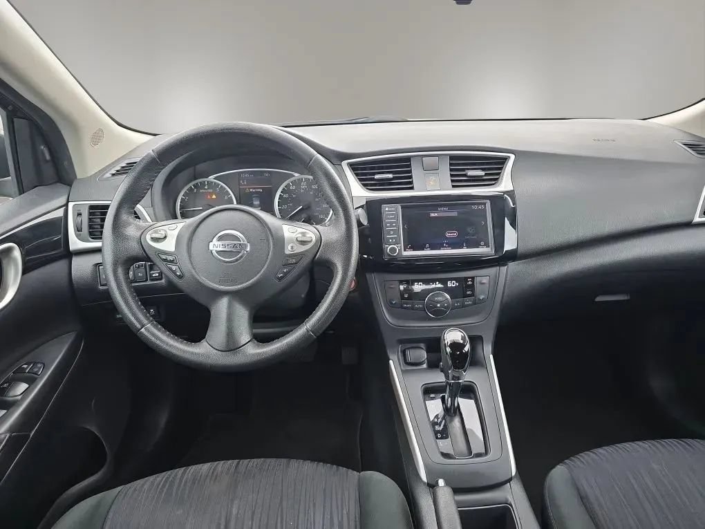 Used 2019 Nissan Sentra SV w/ Special Edition Package FWD image 14