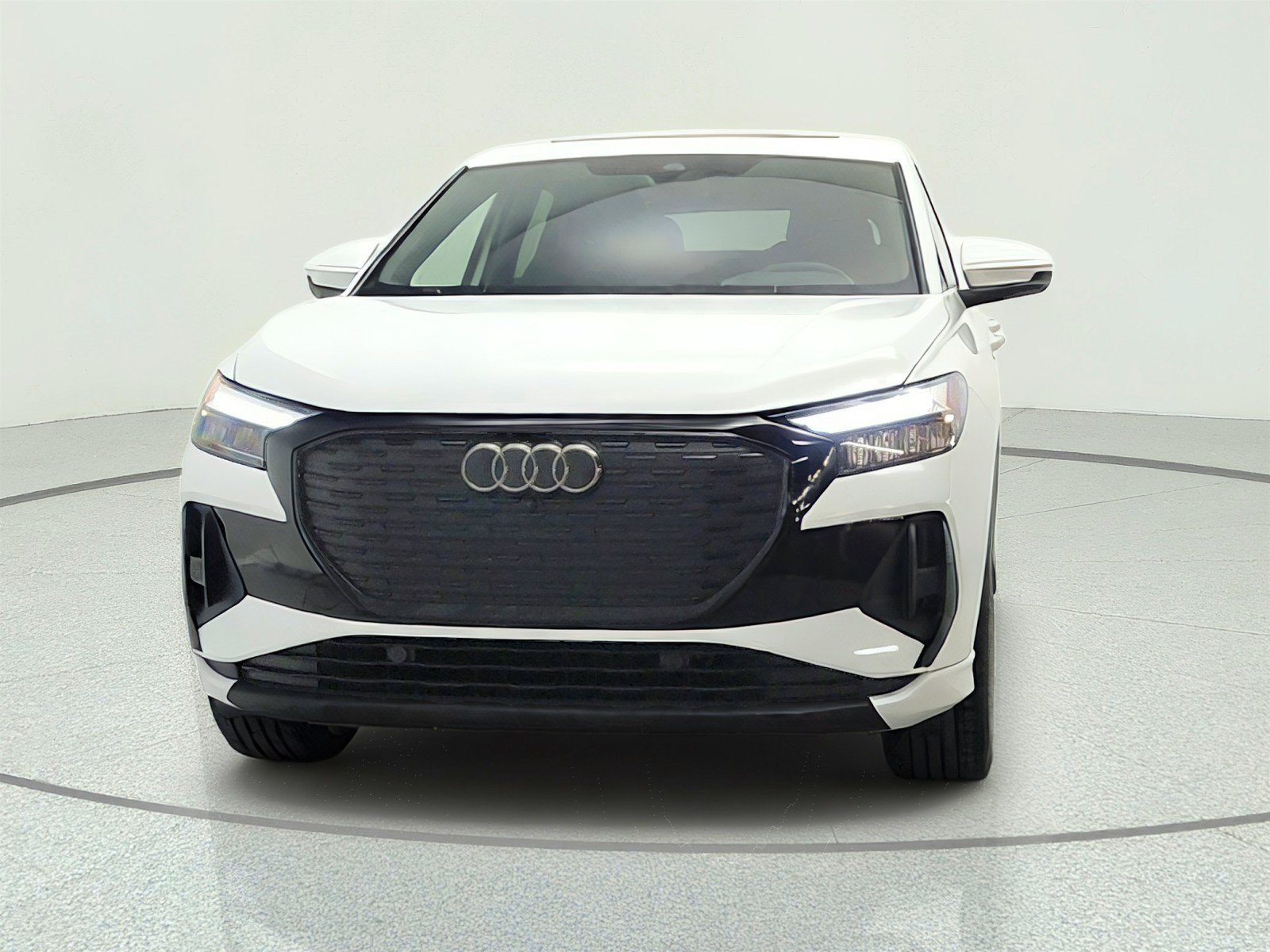 Used 2023 Audi Q4 e-tron Premium w/ Convenience Package AWD/4WD image 2