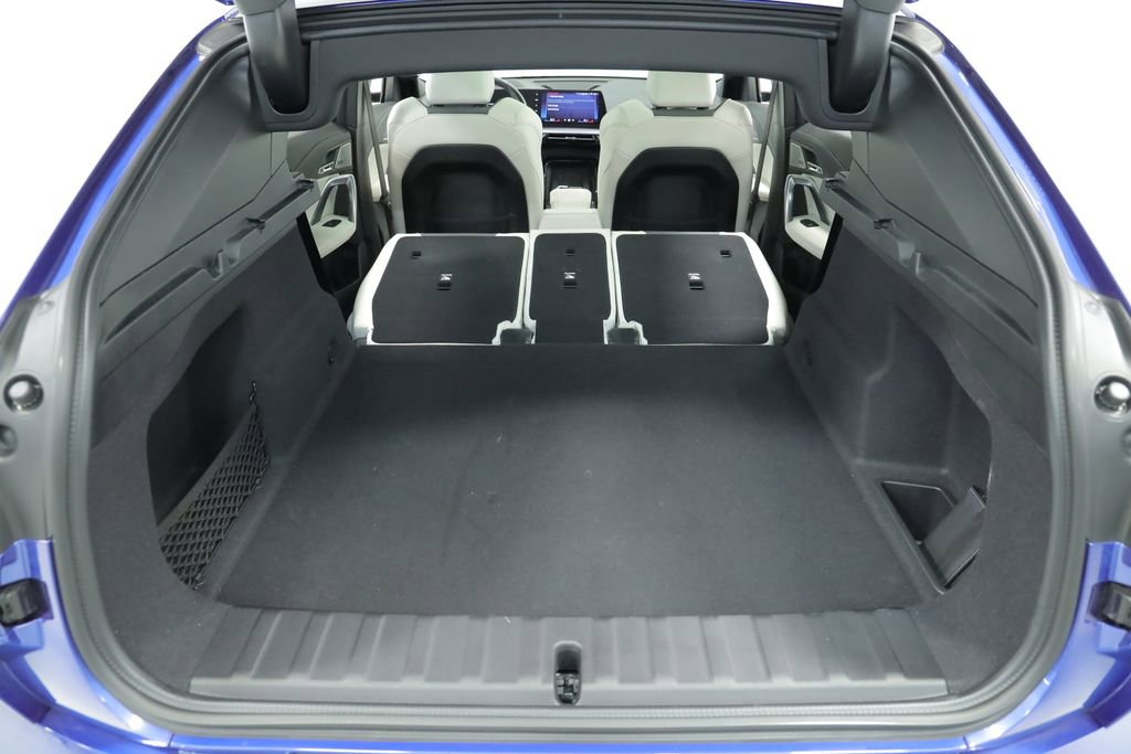 Used 2024 BMW X2 M35i w/ Premium Package image 40