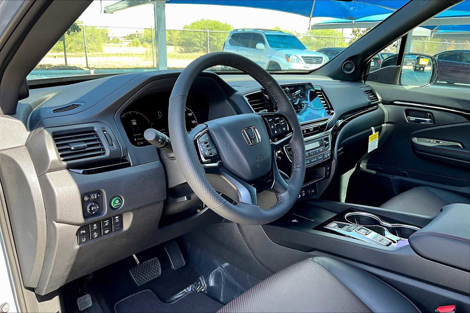 New 2026 Honda Ridgeline Black Edition image 8