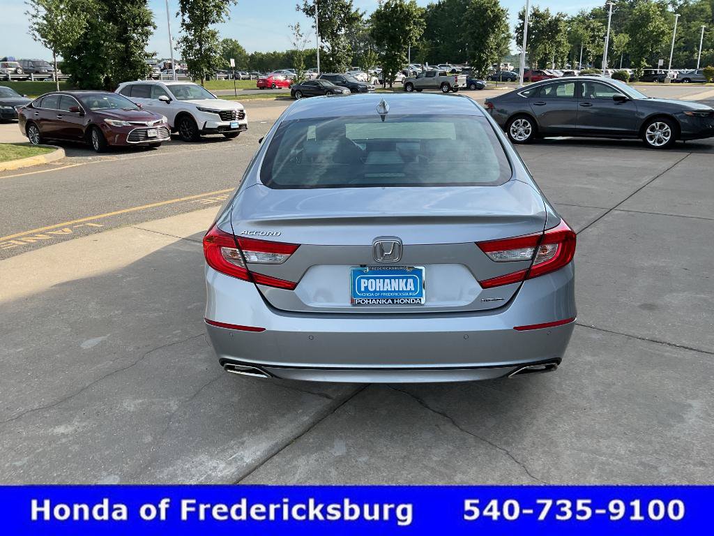 Used 2018 Honda Accord Touring image 5