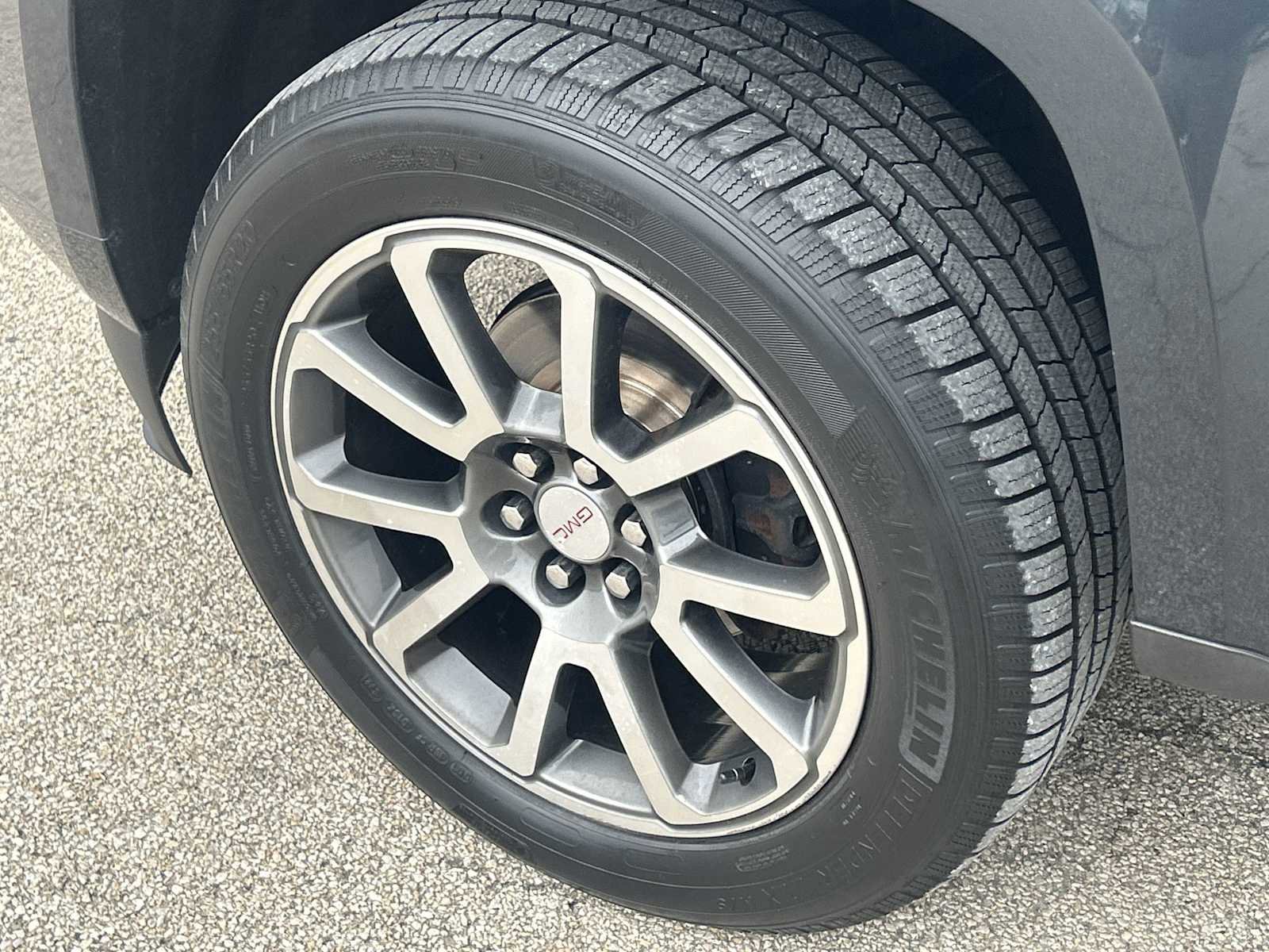 Used 2021 GMC Canyon Denali image 32