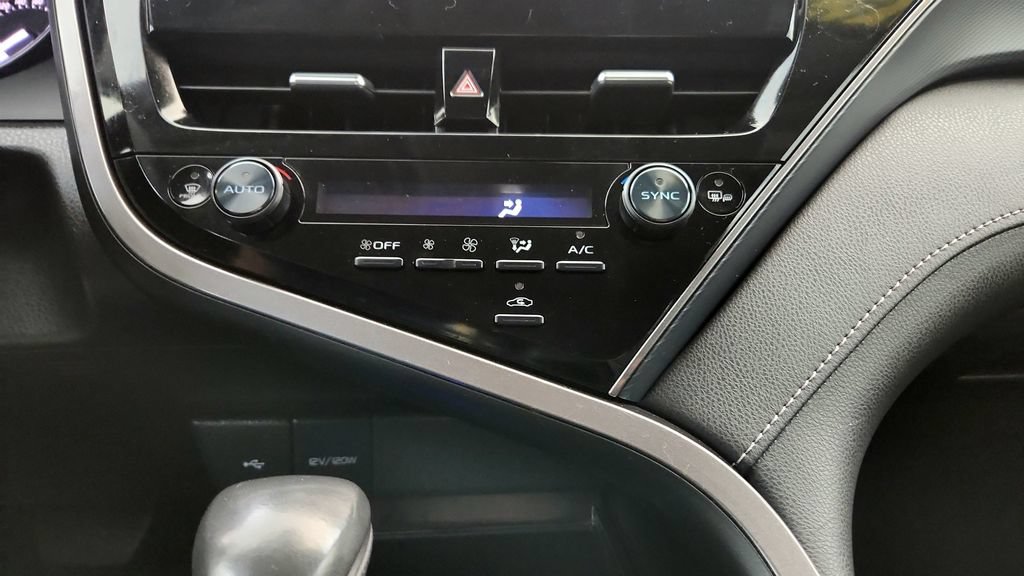 Certified 2024 Toyota Camry SE FWD image 30