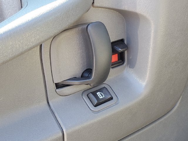 Used 2015 Chevrolet Express 2500 LT w/ LT Preferred Equipment Group RWD image 7