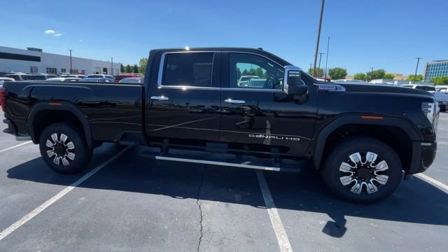 New 2026 GMC Sierra 2500 Denali w/ Technology Package AWD/4WD image 3