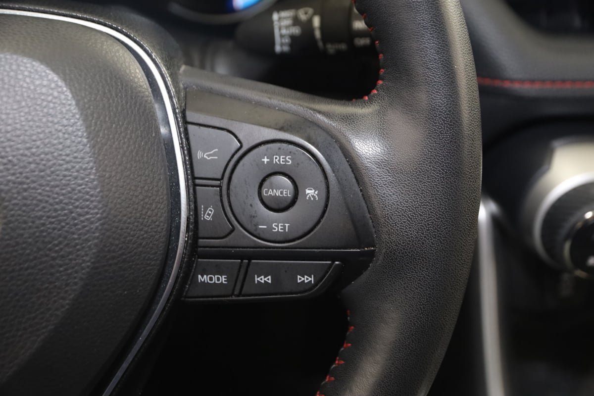Used 2024 Toyota RAV4 SE w/ Weather & Moonroof Package AWD/4WD image 29