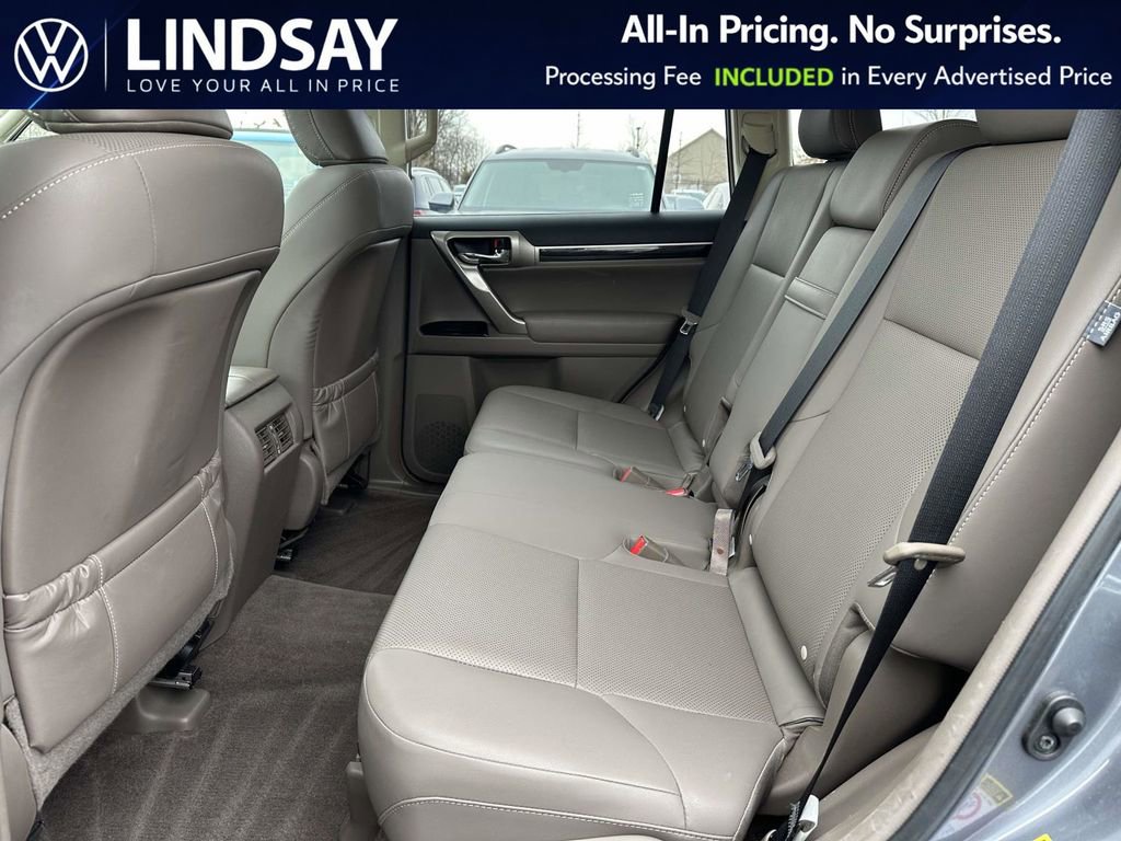 Used 2017 Lexus GX 460 image 14