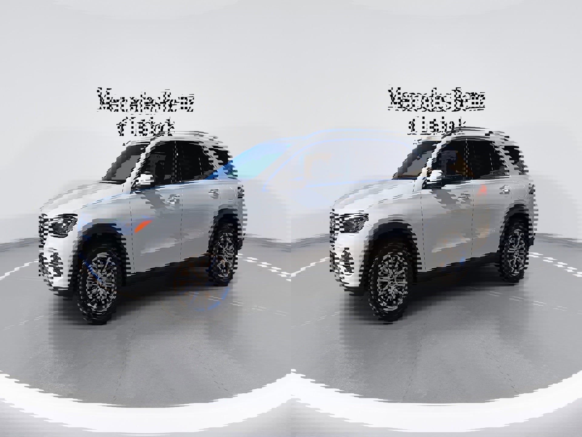 Used 2024 Mercedes-Benz GLE 450e 4MATIC image 5