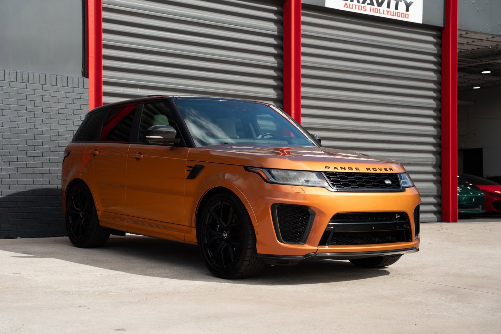 Used 2020 Land Rover Range Rover Sport SVR image 11