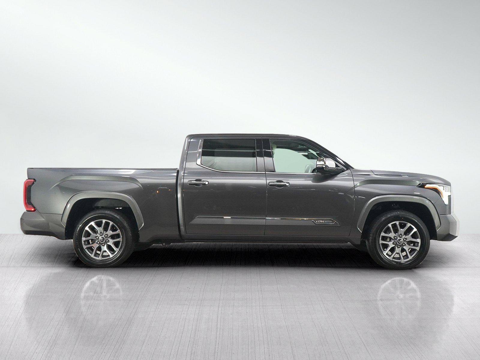Used 2022 Toyota Tundra 1794 Edition w/ Advanced Package AWD/4WD image 8