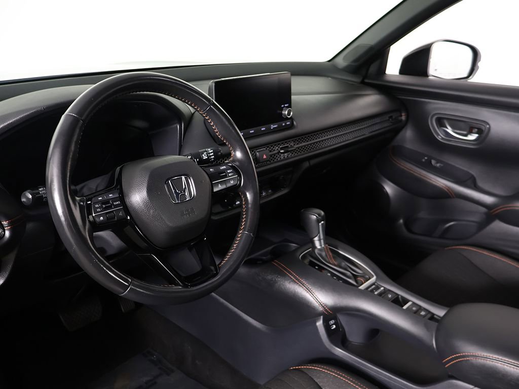 Used 2025 Honda HR-V Sport image 25