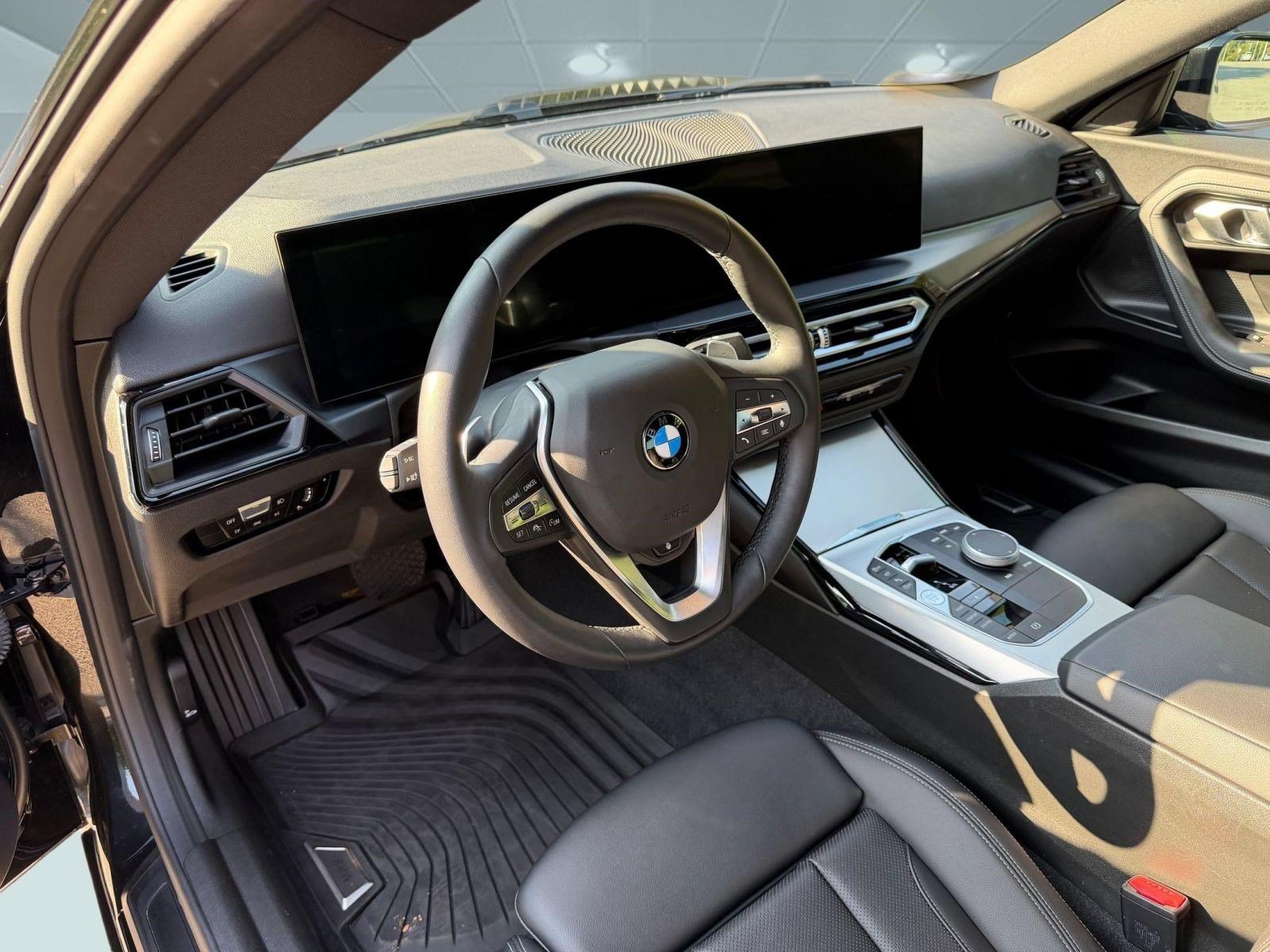 Certified 2023 BMW 230i Coupe w/ Convenience Package RWD image 4