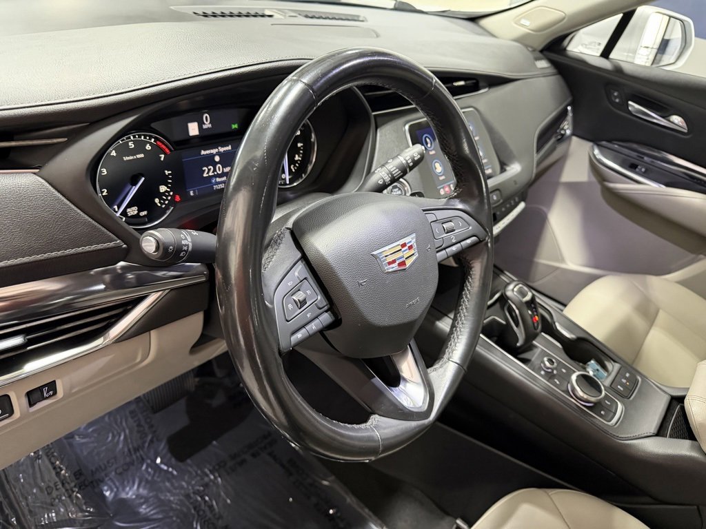 Used 2019 Cadillac XT4 Luxury image 18