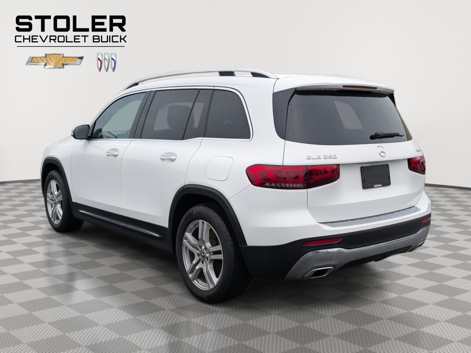 Used 2021 Mercedes-Benz GLB 250 4MATIC image 3