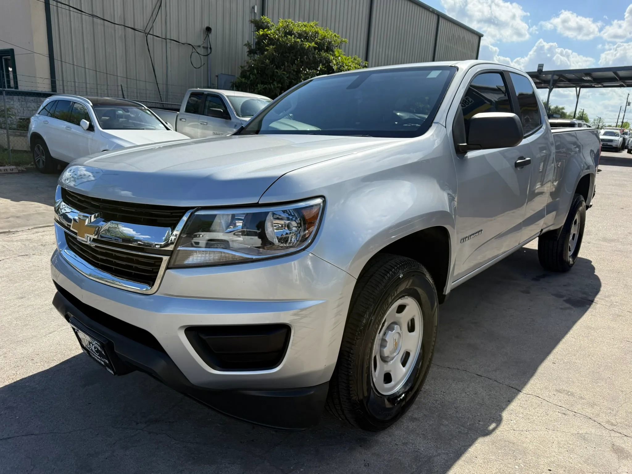 Used 2020 Chevrolet Colorado W/T image 3