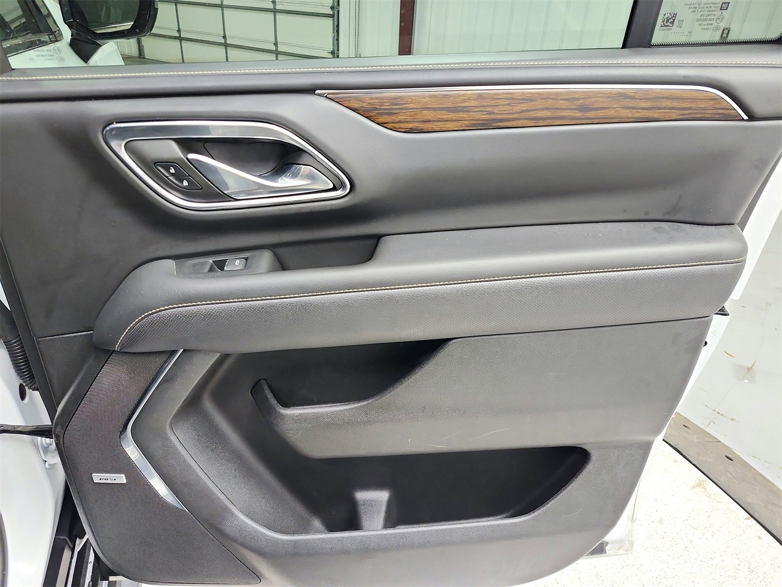 Used 2023 Chevrolet Suburban Premier image 47