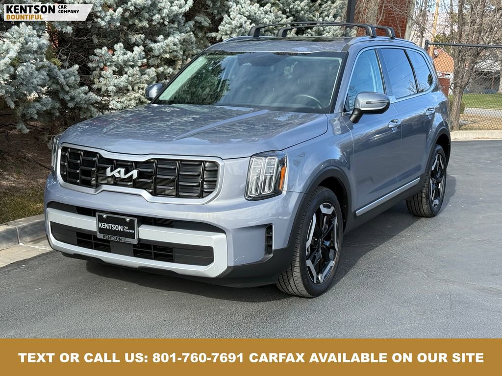 Used 2025 Kia Telluride S image 3