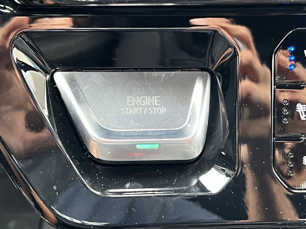 New 2025 GMC Sierra 1500 AT4 w/ Technology Package image 8