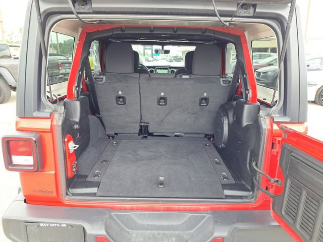 Used 2023 Jeep Wrangler Sahara image 28