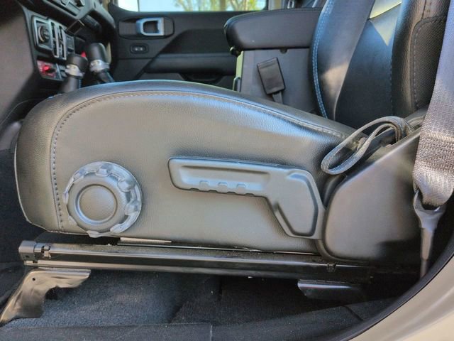 Certified 2022 Jeep Wrangler Unlimited Rubicon 4xe w/ Cold Weather Group image 23