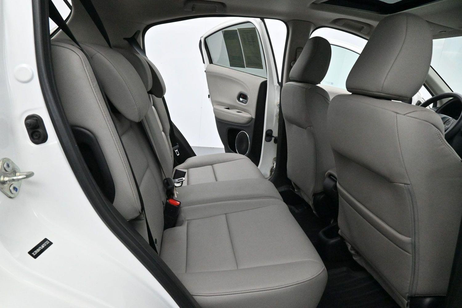 Used 2018 Honda HR-V EX-L image 29