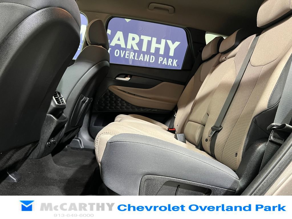 Used 2019 Hyundai Santa Fe SEL image 25