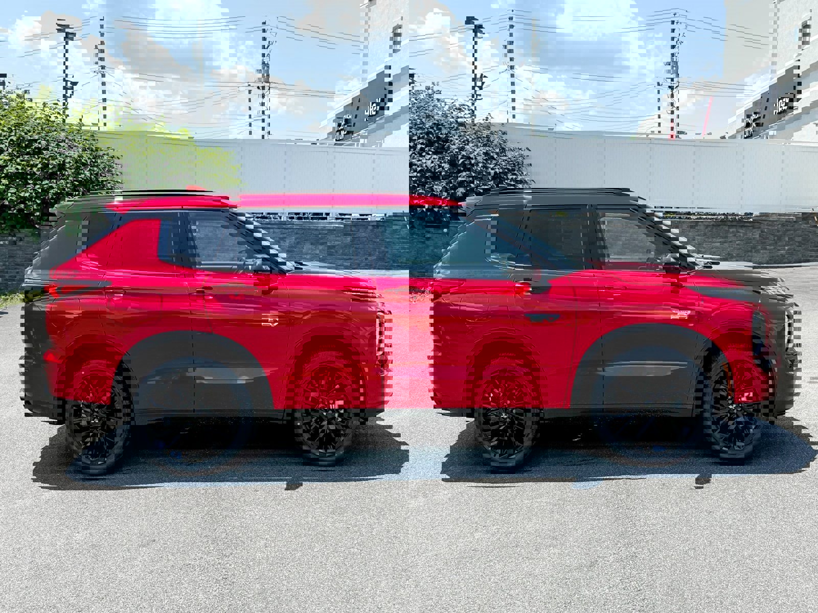 New 2025 Mitsubishi Outlander 4WD Plug-In Hybrid image 17