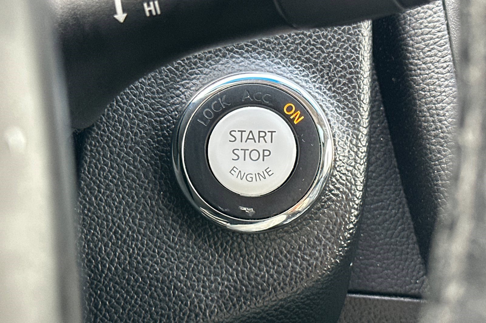 Used 2012 INFINITI G37 Journey w/ Premium Pkg image 34