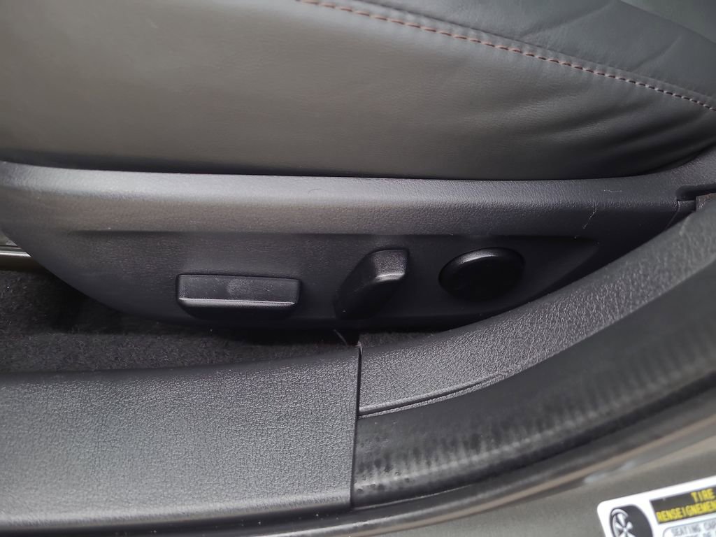 Used 2024 MAZDA MAZDA3 s image 17