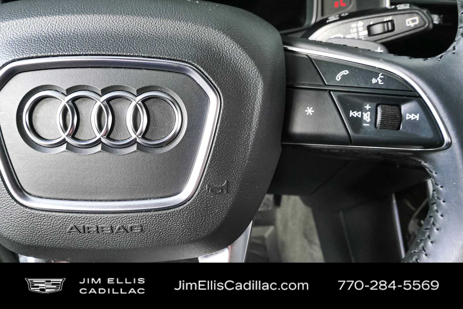 Used 2020 Audi Q8 Premium Plus AWD/4WD image 11