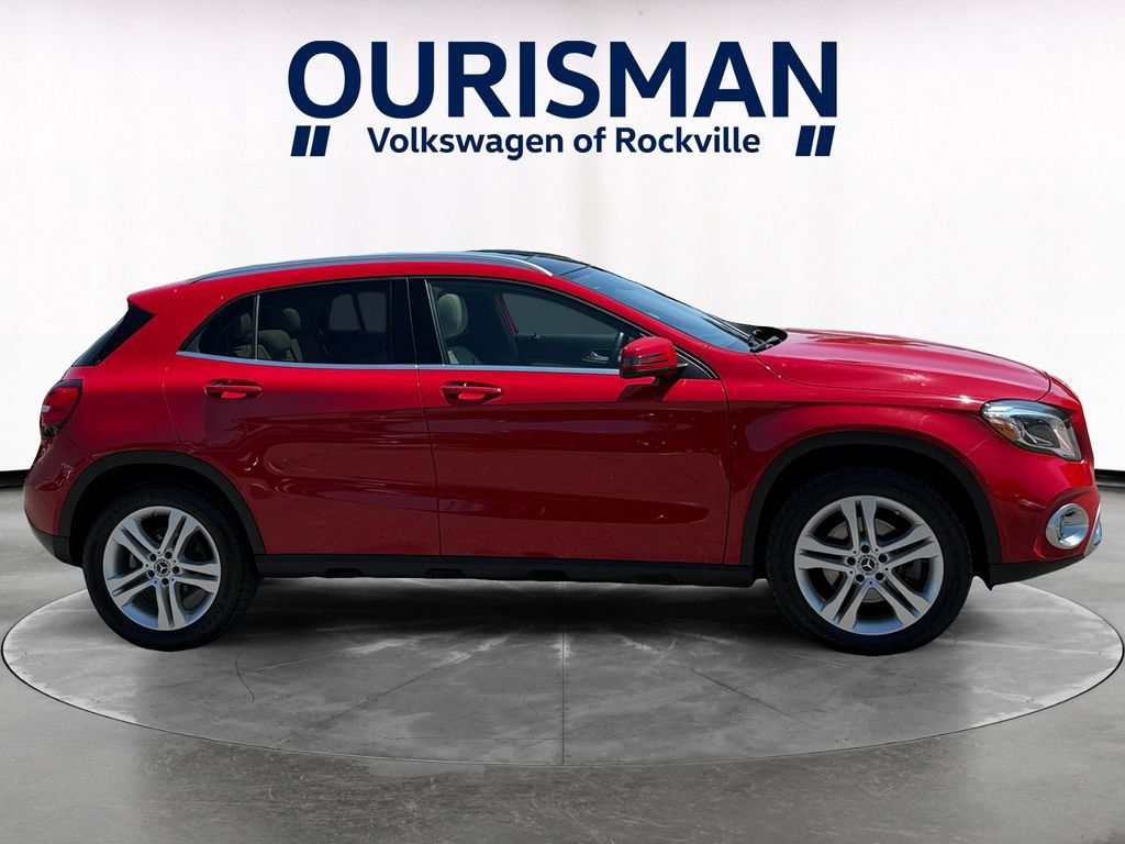 Used 2020 Mercedes-Benz GLA 250 4MATIC w/ Premium Package image 7