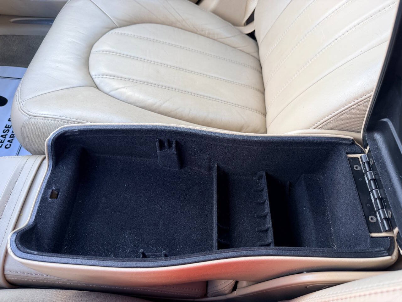 Used 2011 Buick Lucerne CXL FWD image 36