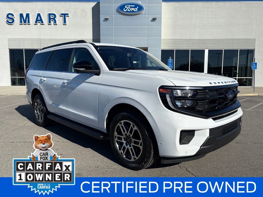 Certified 2025 Ford Expedition Active image 1