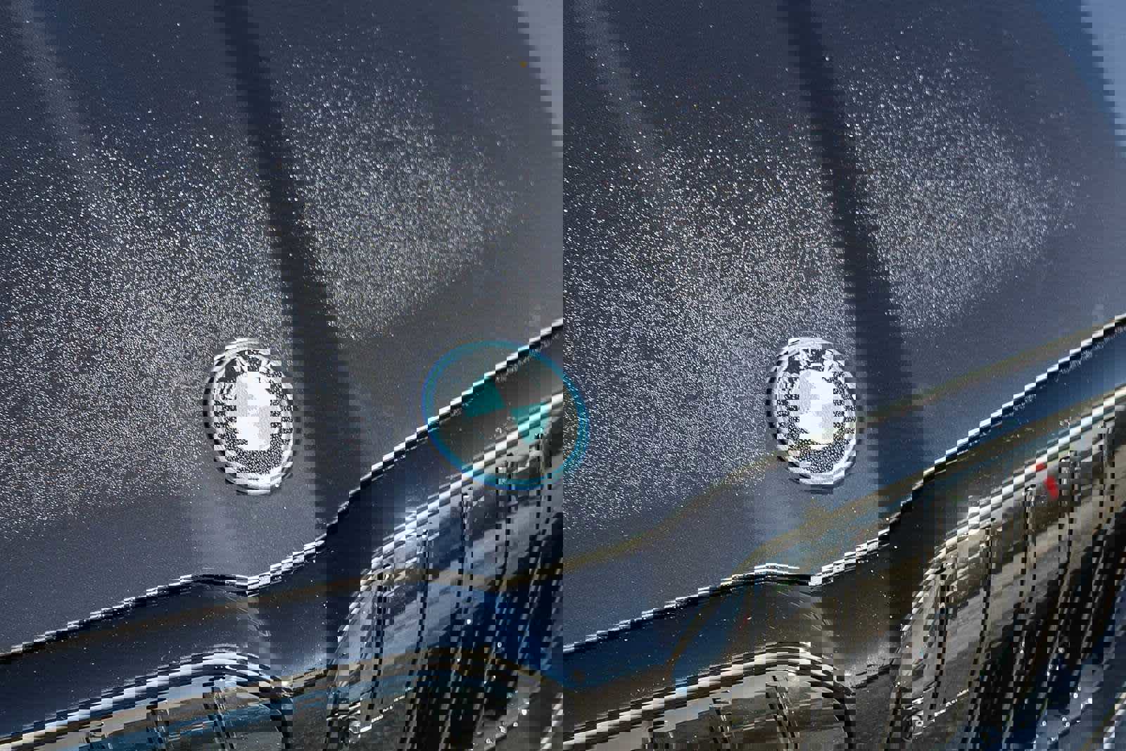 New 2026 BMW 550e xDrive w/ Executive Package image 11