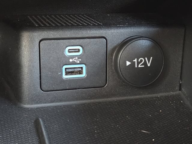 Used 2023 Ford Escape ST-Line w/ Tech Pack #1 FWD image 32