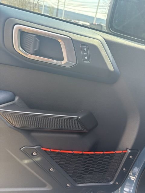 New 2025 Ford Bronco Raptor image 11